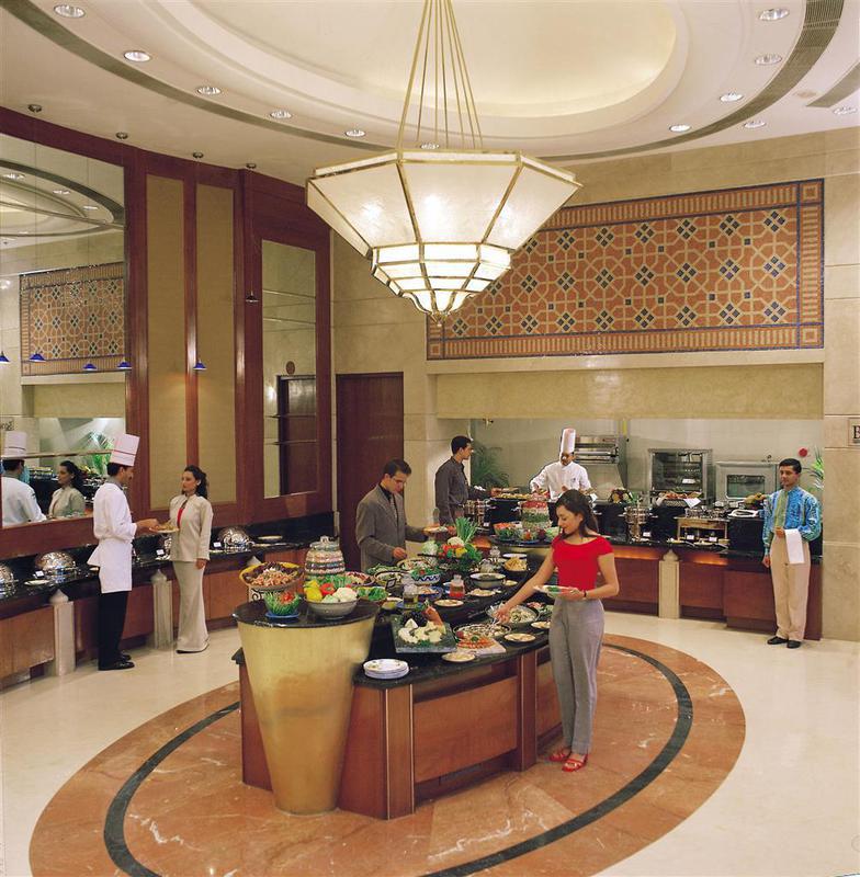 Sheraton New Delhi Hotel מסעדה תמונה
